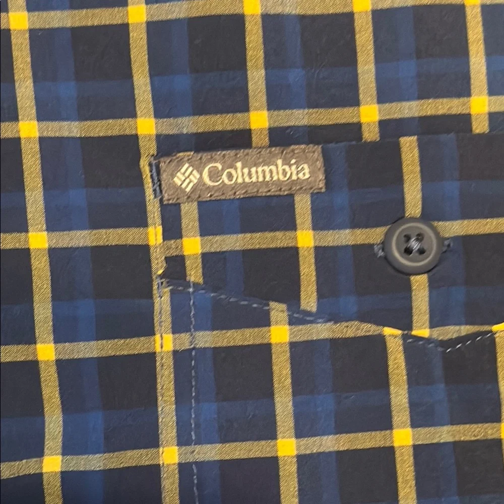 Columbia Blue and Yellow Casual Button Down Shirt - Picture 11 of 11